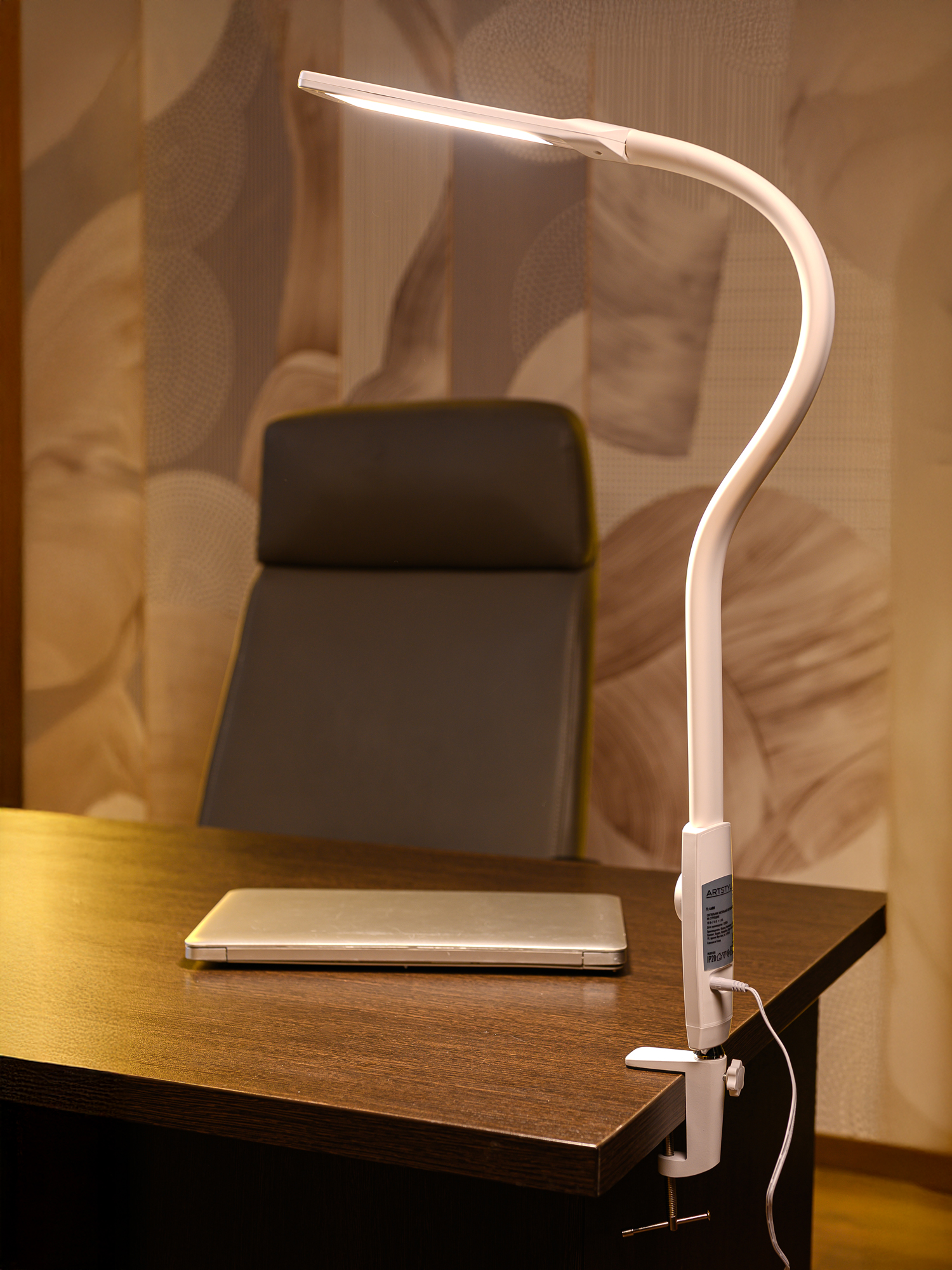 Светильник настольный Anatomica Smart-468 белый