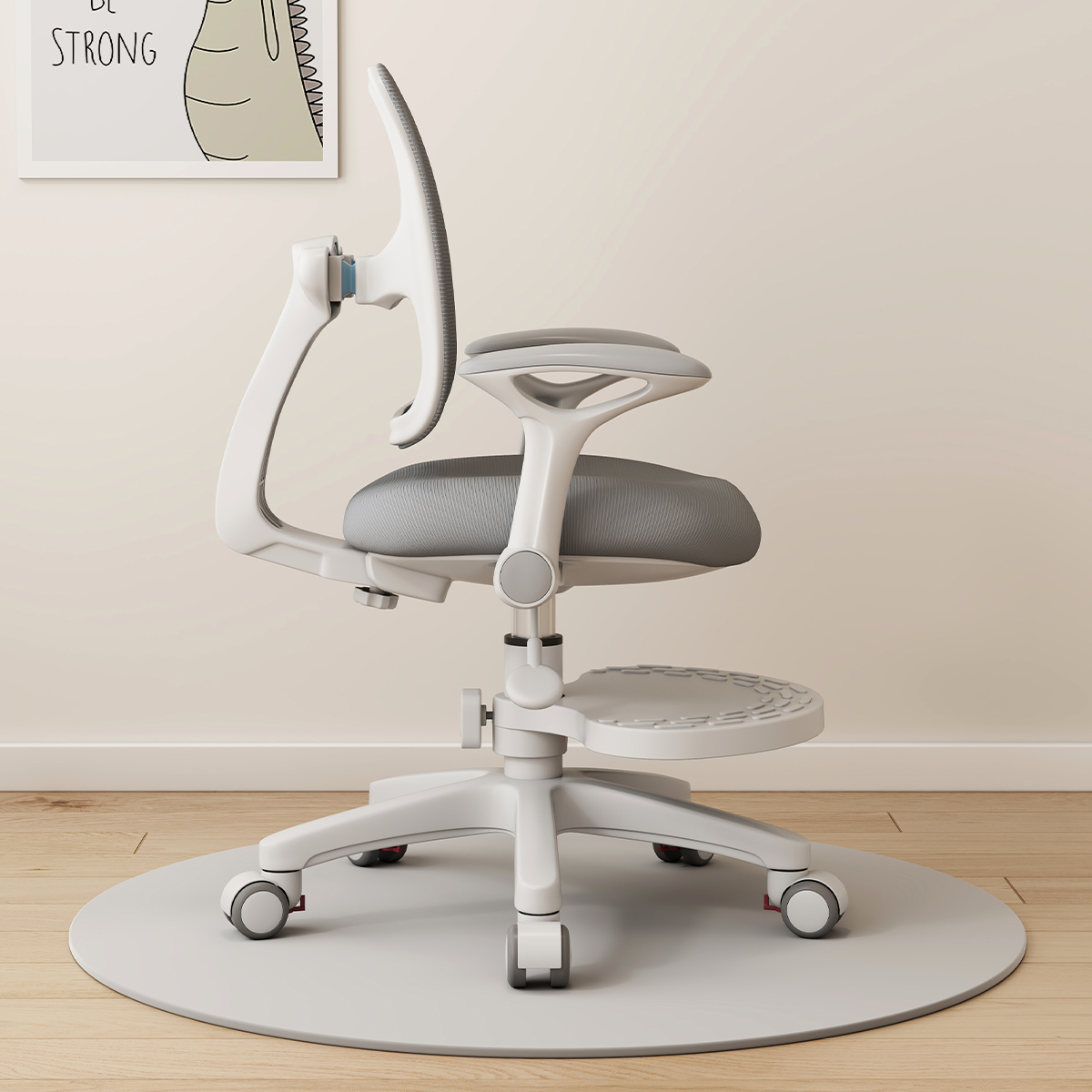 Детское кресло Anatomica Primera с подлокотниками